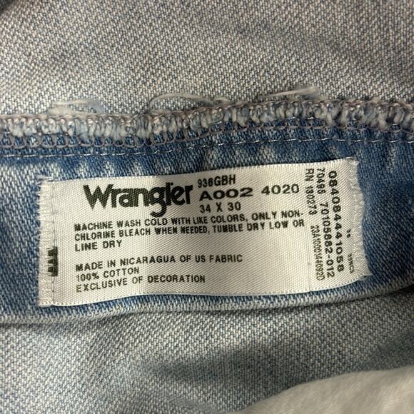 Wrangler Men's Light Wash Blue Jeans - Picture 8 of 9